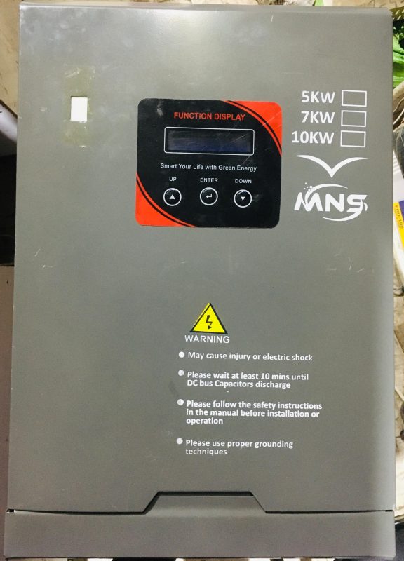 Pure Sine Wave Three solar plate inverter